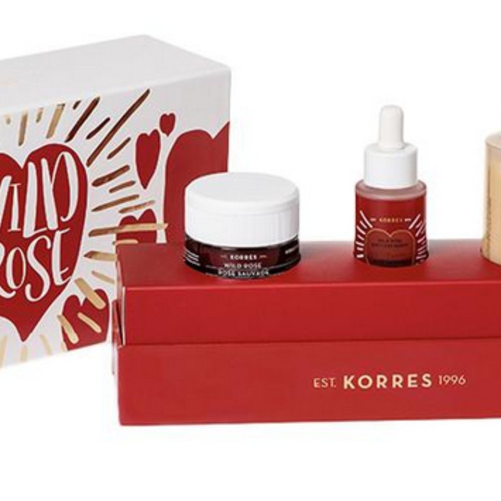NWT 🛍 Korres Wild Rose Brightening Set